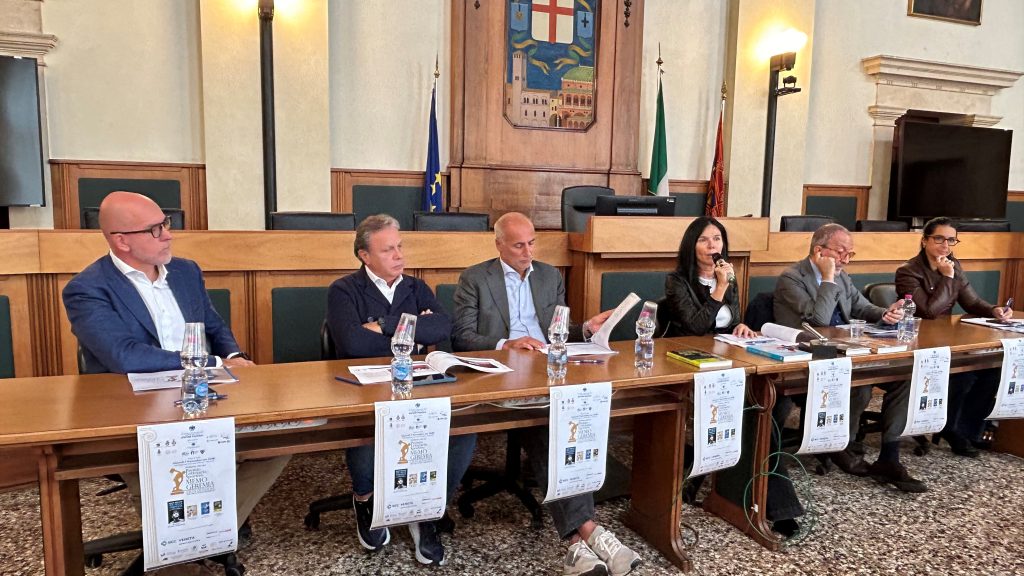 Sala Consiliare Comune Padova conferenza stampa