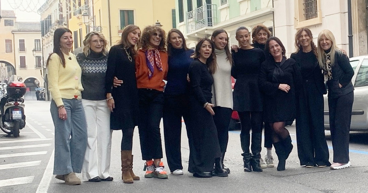 GRUPPO SHOPAPEMUS LILIFLEUR